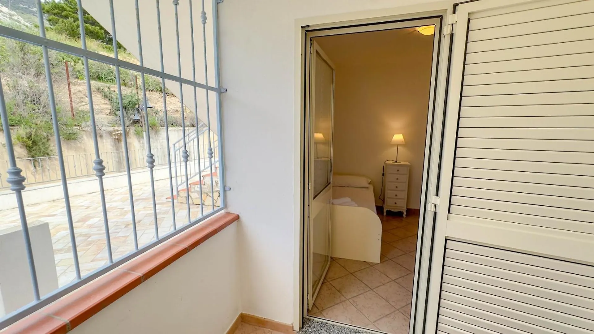 Apartment Casa Corte Del Mar Con Vista Mare Cala Gonone Italy